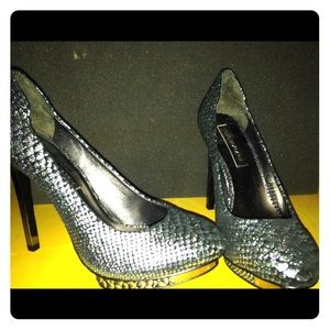 BCBG silver/black snakeskin heels